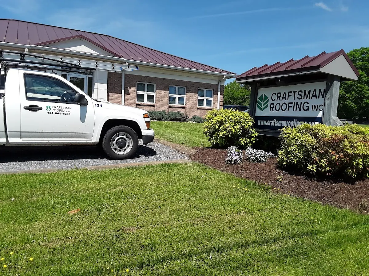 Quality Ice Dam Removal by experienced craftsmen in Woodbine